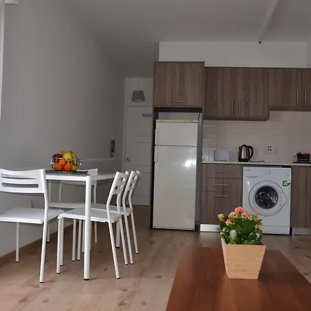 Surf & Sun Holiday Apartment Limassol